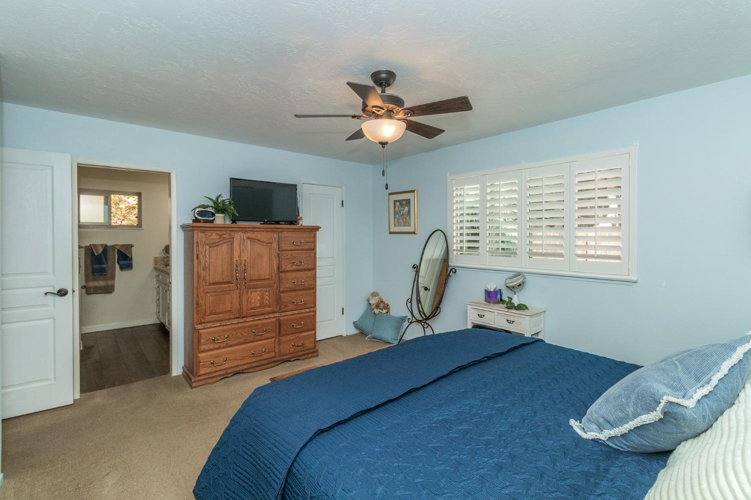 1812 North Hope Avenue Reedley, CA 93654 - Photo 19 of 34 Gallery Image 19
