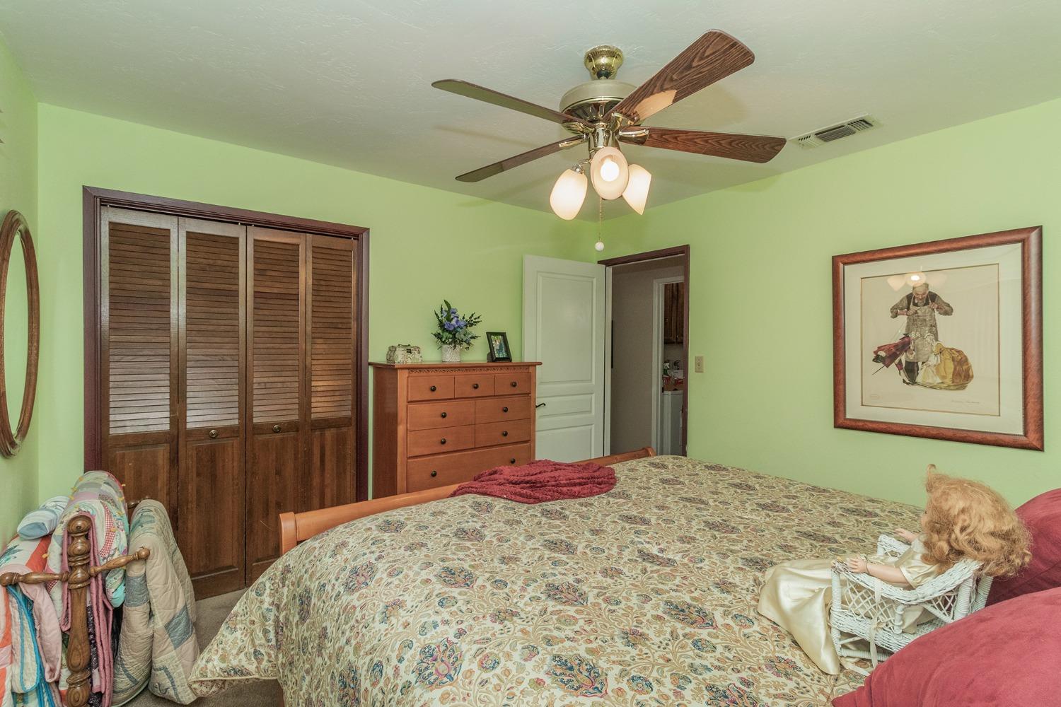 1812 North Hope Avenue Reedley, CA 93654 - Photo 23 of 34 Gallery Image 23