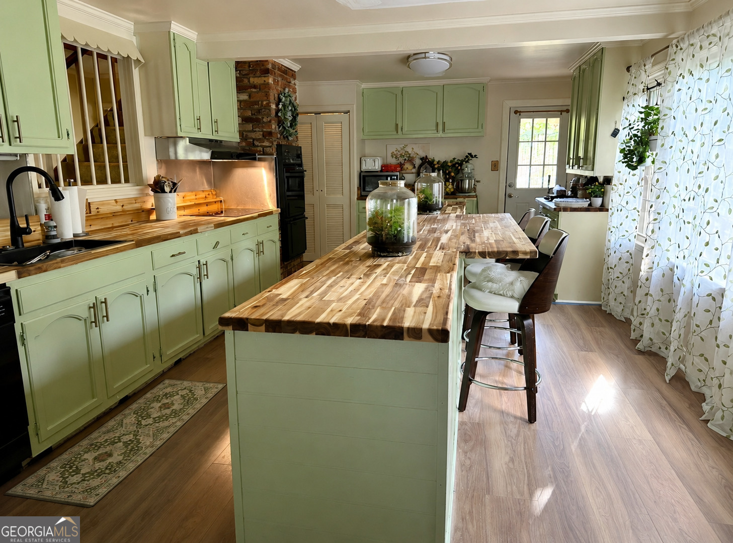 112 Geneva Street Dublin, GA 31021 - Photo 9 of 63