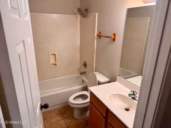 $1,850 | 9117 Billy Pat Drive, Olive Branch, MS 38654