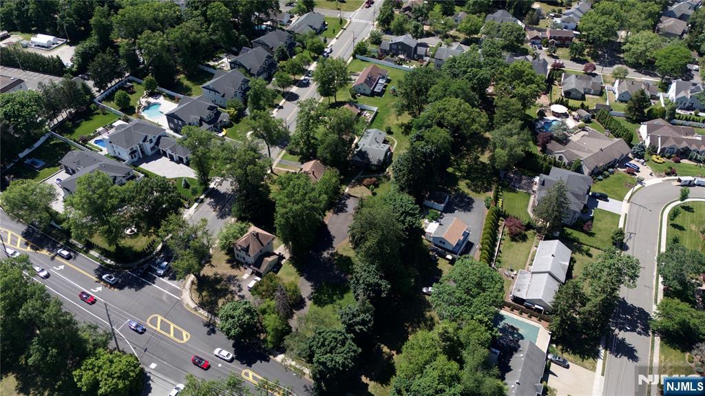 38 B West Ridgewood Avenue Paramus, NJ 07652 - Photo 10 of 15
