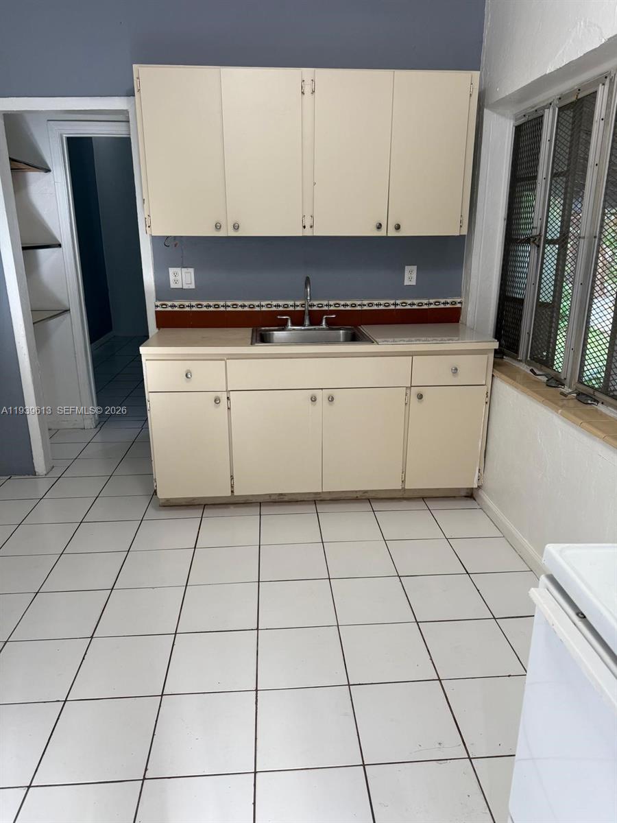 3100 Southwest 13th Street, Unit BACK Miami, FL 33145 - Photo 3 of 8