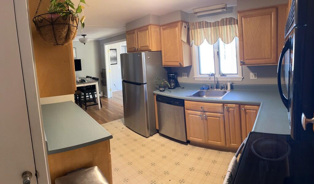 164 Mayo Road Hampden, ME 04444 - Photo 6 of 32 Kitchen 2 (Copy)