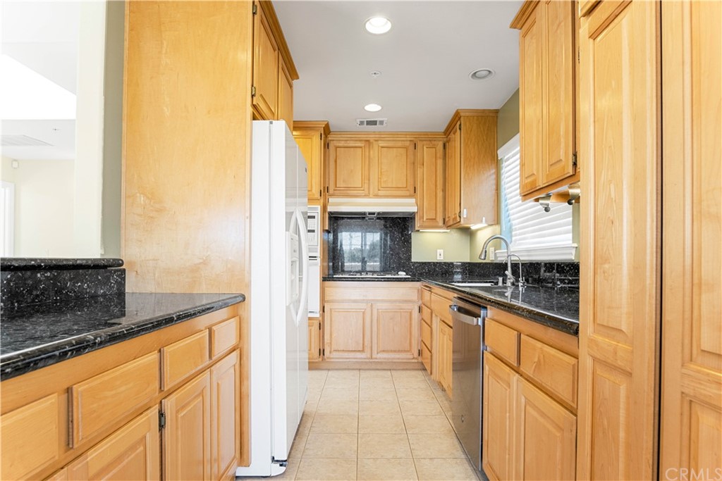 2319 Rockefeller Lane, Unit A Redondo Beach, CA 90278 - Photo 15 of 25