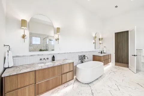 $5,495,000 | 724 Windsong Dr Inlet Beach, Inlet Beach, FL 32461