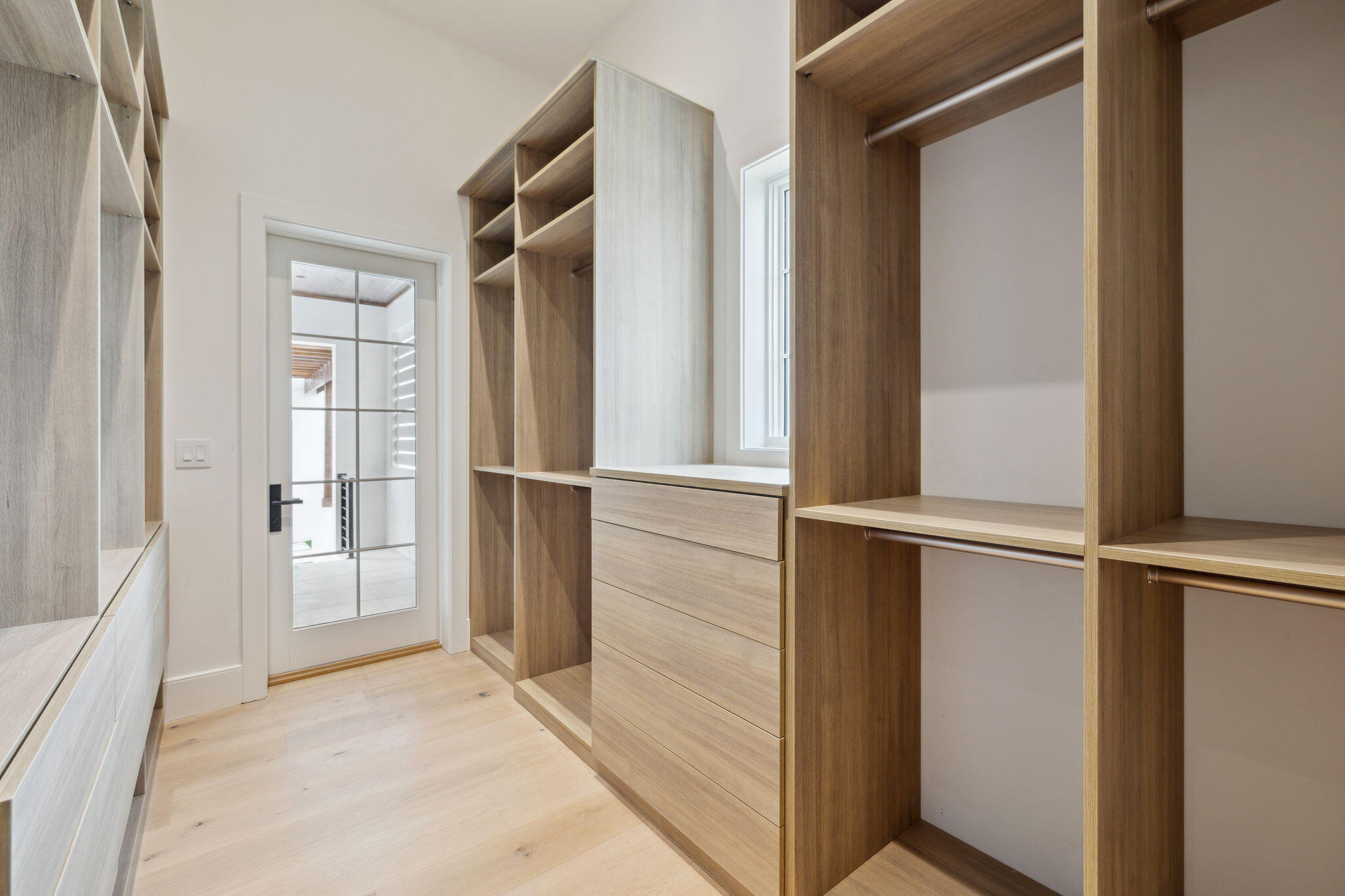 724 Windsong Dr Inlet Beach Inlet Beach, FL 32461 - Photo 44 of 118 Primary Closet