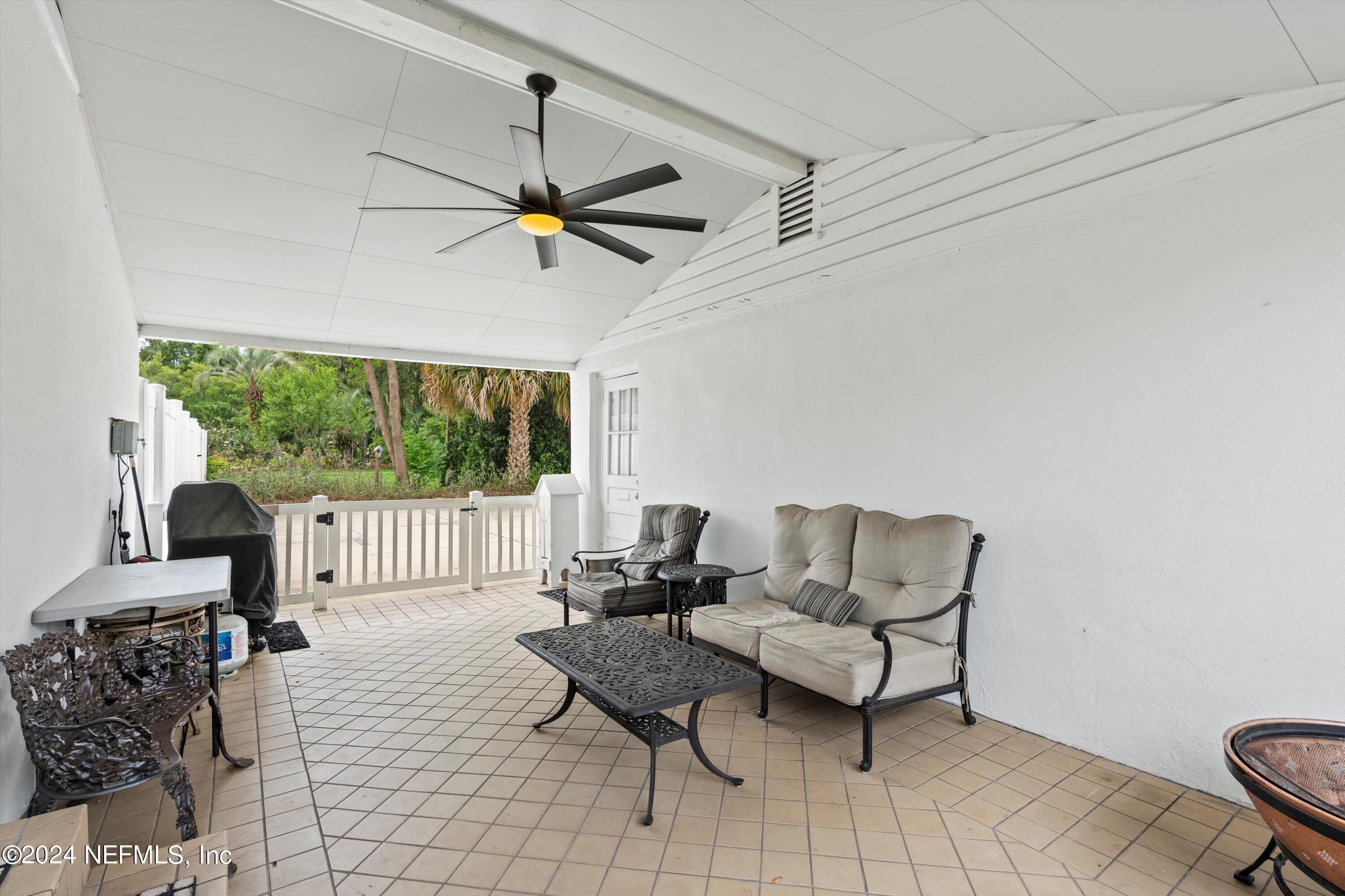 1510 Ridgeland Road Jacksonville, FL 32207 - Photo 12 of 26 Patio