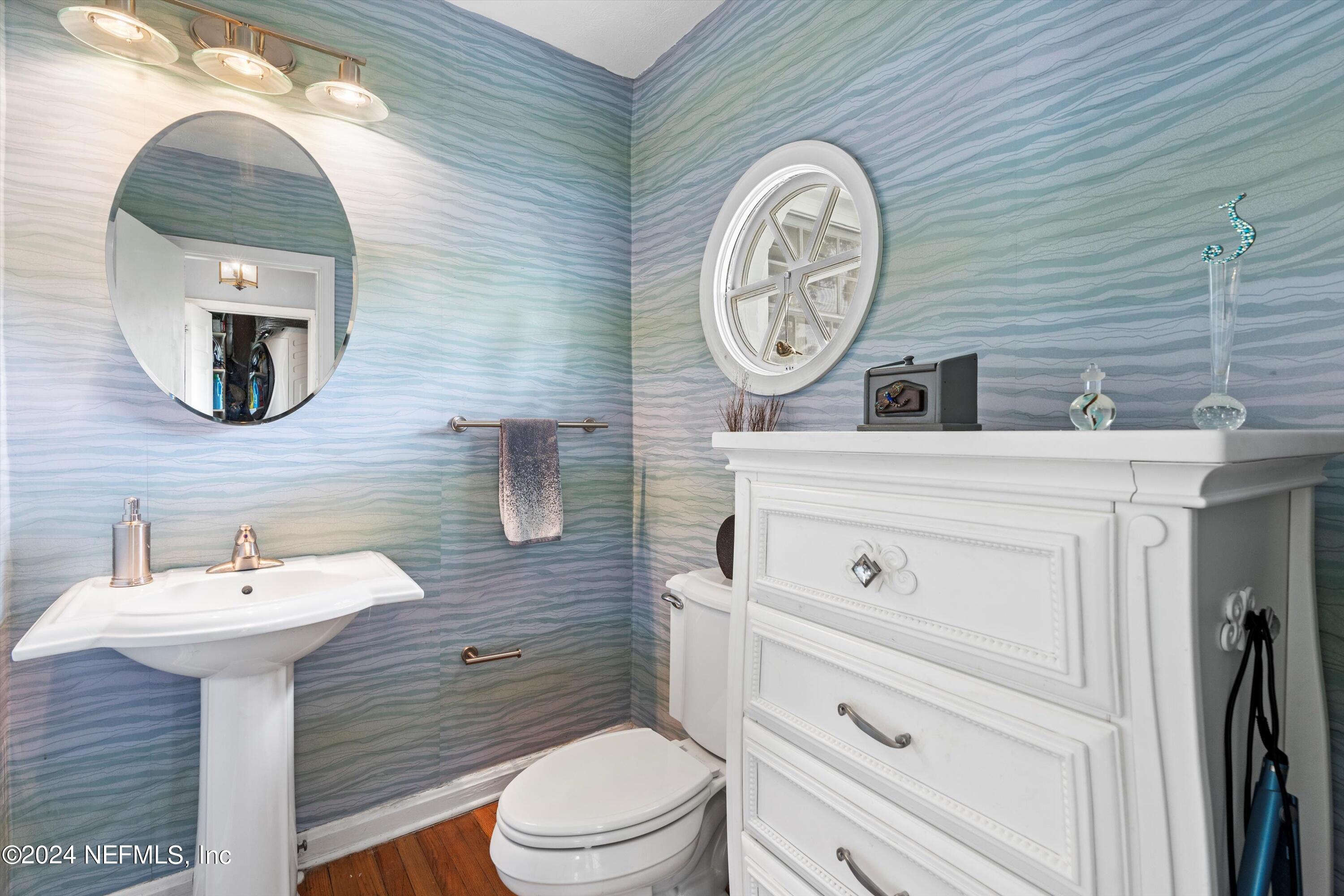 1510 Ridgeland Road Jacksonville, FL 32207 - Photo 6 of 26 Guest Bath
