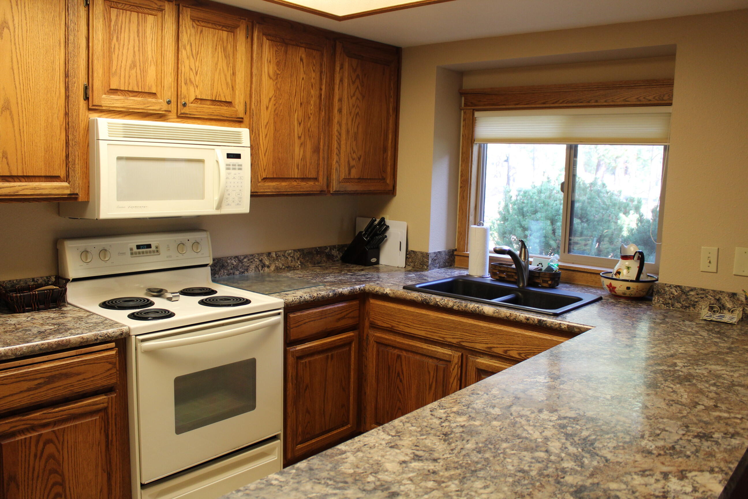 57307 Beaver Ridge Loop, Unit 7A Sunriver, OR 97707 - Photo 11 of 28 11-KIt-R7
