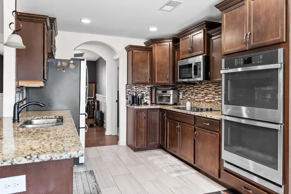 $2,800 | 222 Cooper River Way, Clarksville, TN 37042