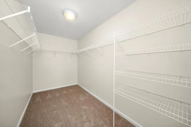 $335,000 | 621 Pleasant Drive, Shorewood, IL 60404