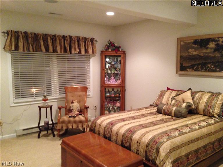1183 Ridge Lake Drive Mineral Ridge, OH 44440 - Photo 13 of 19 Gallery Image 13