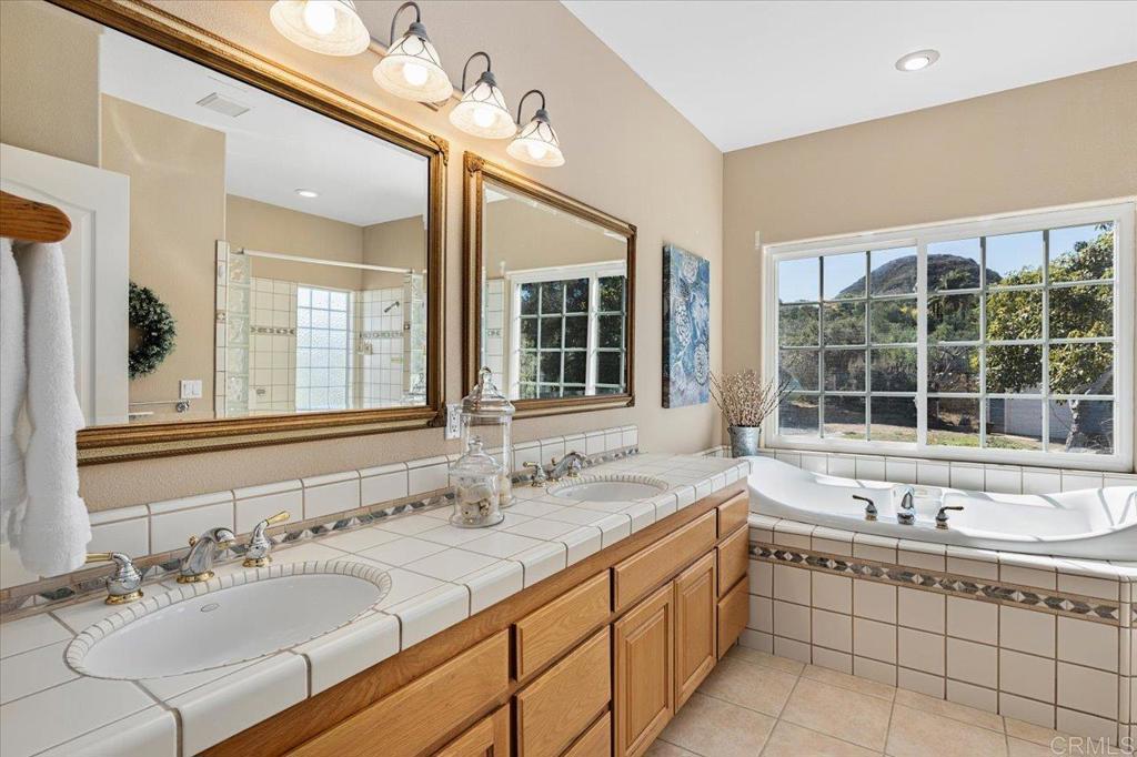 4904 Conejo Road Fallbrook, CA 92028 - Photo 65 of 72 Master Bathroom Ensuite