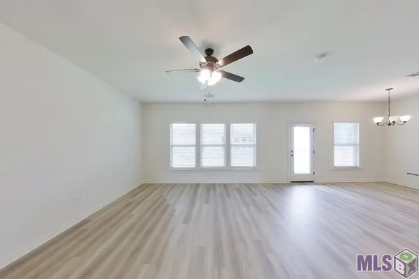 $1,675 | 205 Foggy Lane, Lafayette, LA 70507