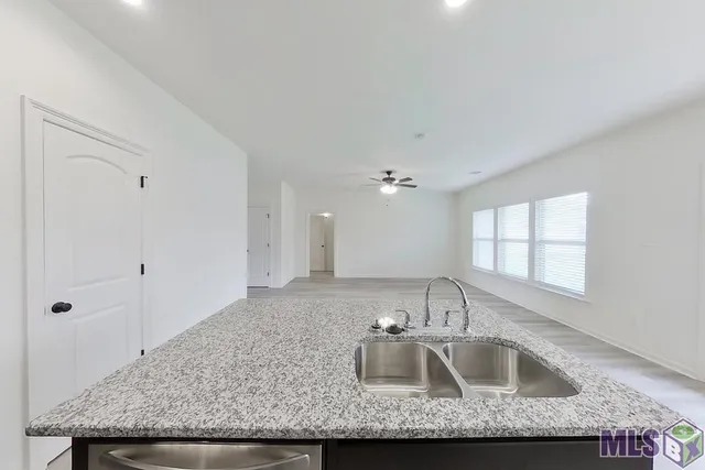 $1,795 | 205 Foggy Lane, Lafayette, LA 70507