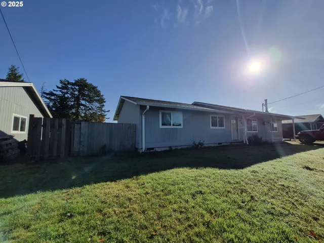 $369,900 | 605 Cottonwood Avenue, Tillamook, OR 97141