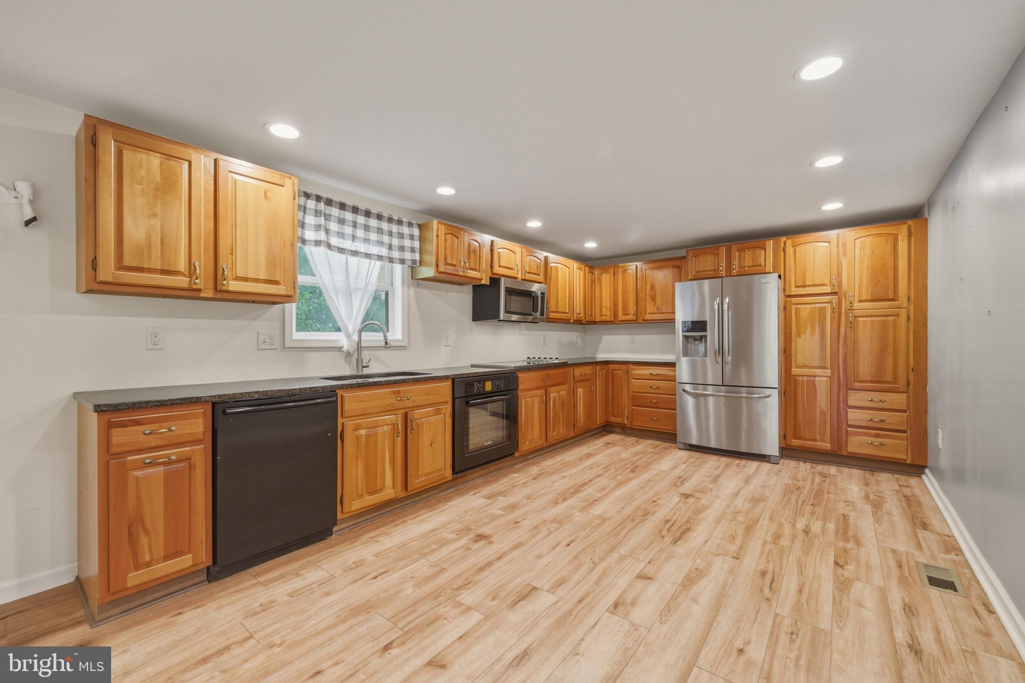304 Palmyra Road Edinburg, VA 22824 - Photo 19 of 29