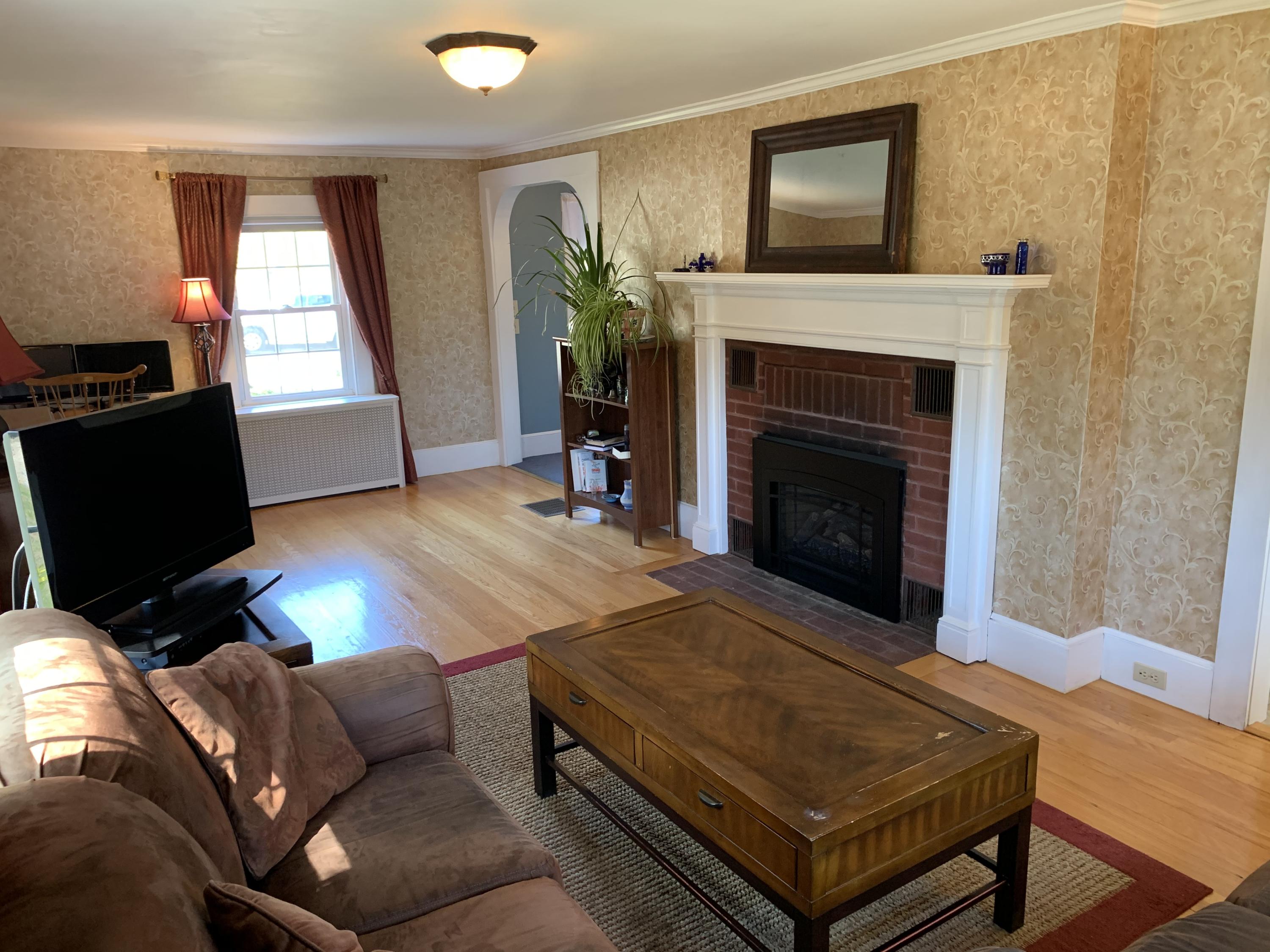 167 Huston Road Gorham, ME 04038 - Photo 3 of 27 IMG_3569