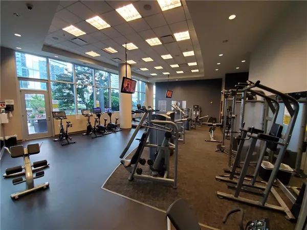 $2,425 | 1080 Peachtree Street Northeast, Unit 2816, Atlanta, GA 30309