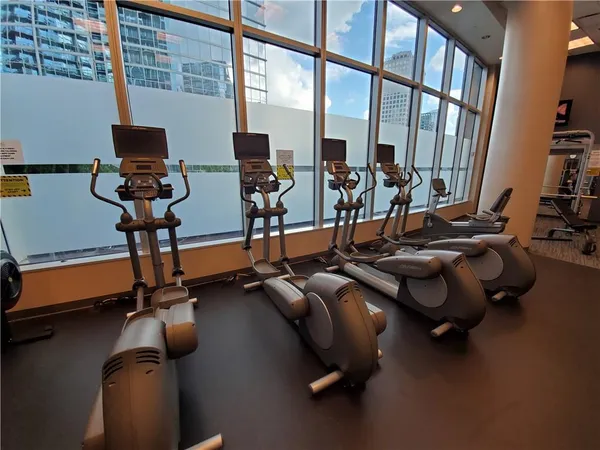 $2,425 | 1080 Peachtree Street Northeast, Unit 2816, Atlanta, GA 30309