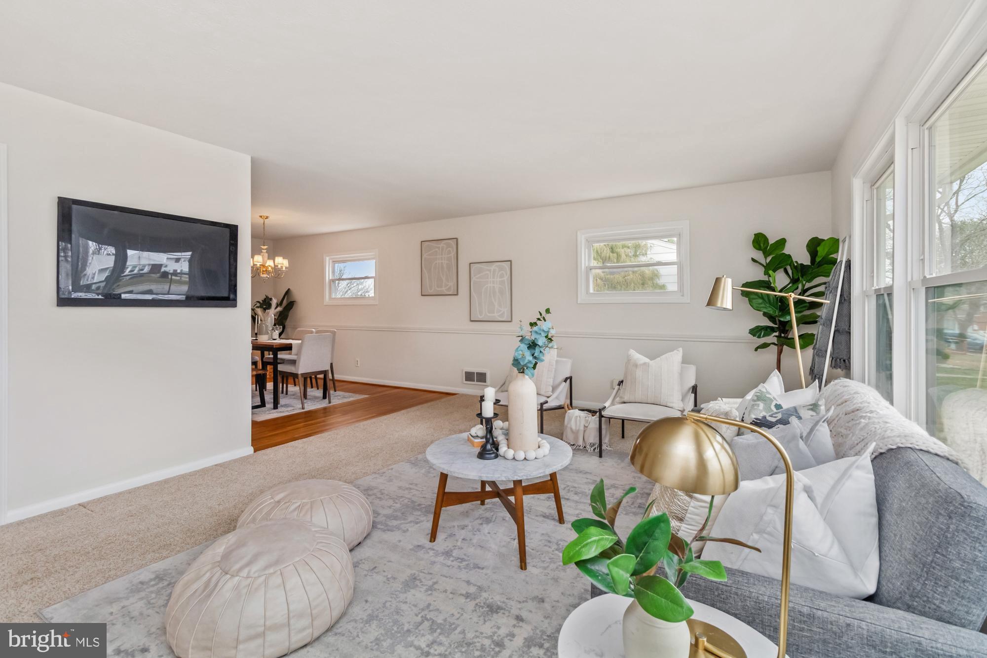 37 Haddington Road Lutherville-Timonium, MD 21093 - Photo 3 of 36 Step inside the bright and spacious living room