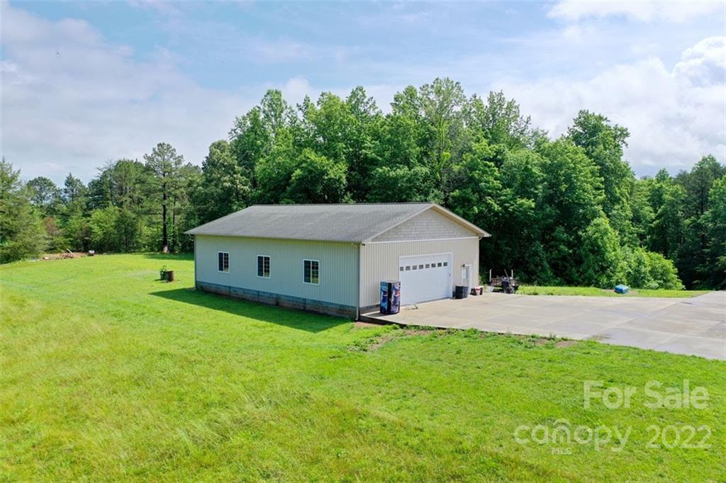 2139 Quaker Road Siloam, NC 27047 - Photo 13 of 35