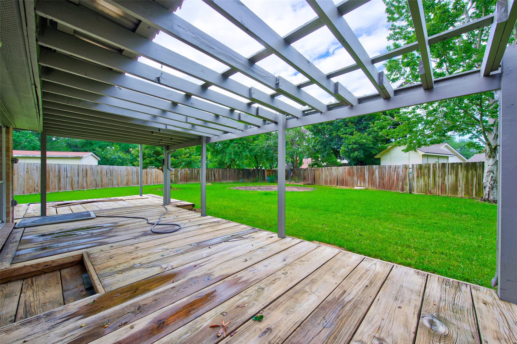 411 North Mist Court Houston, TX 77073 - Photo 30 of 32