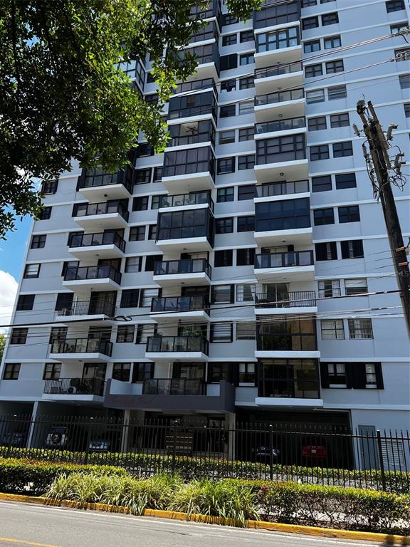 1700 Condado Real San Juan, PR 00911 - Photo 1 of 1 Building Facade!