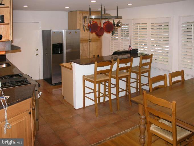 10818 Hunt Club Road Reston, VA 20190 - Photo 2 of 21 Kitchen #2