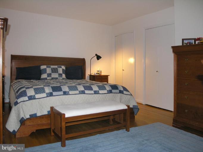 10818 Hunt Club Road Reston, VA 20190 - Photo 6 of 21 Master Bedroom #2