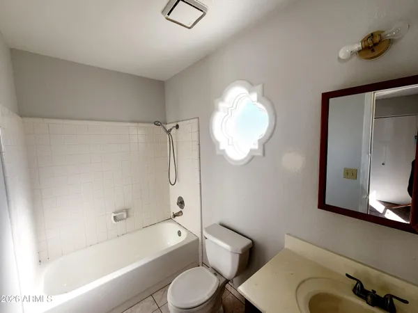 $1,750 | 5136 East Evergreen Street, Unit 1056, Mesa, AZ 85205