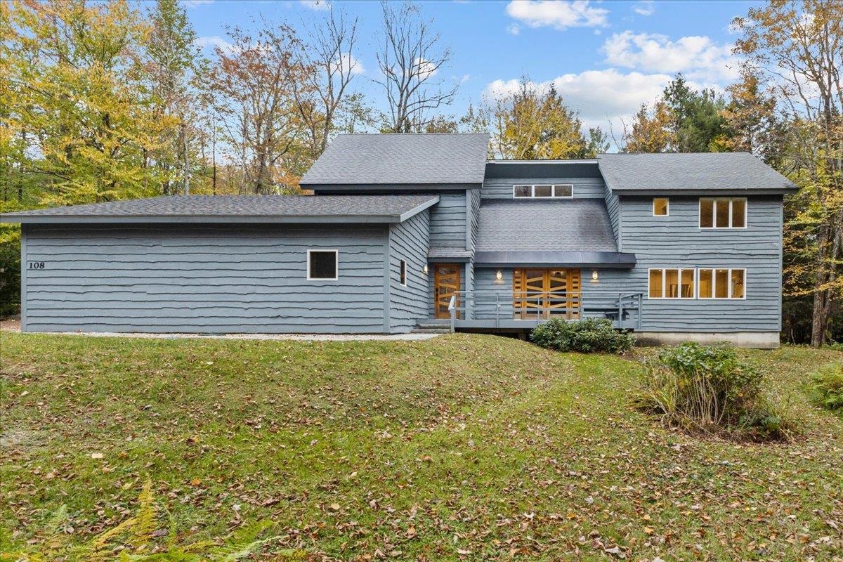 108 Hartson Road Stowe, VT 05672 - Photo 2 of 34 Gallery Image 2