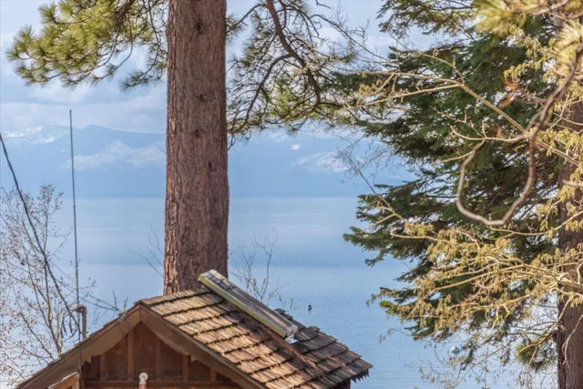 $1,168,000 | 5999 North Lake Boulevard, Carnelian Bay, CA 96140