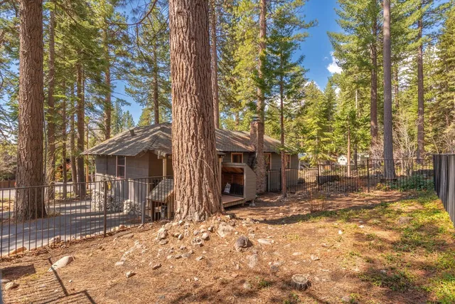 $1,168,000 | 5999 North Lake Boulevard, Carnelian Bay, CA 96140