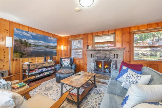 $1,168,000 | 5999 North Lake Boulevard, Carnelian Bay, CA 96140