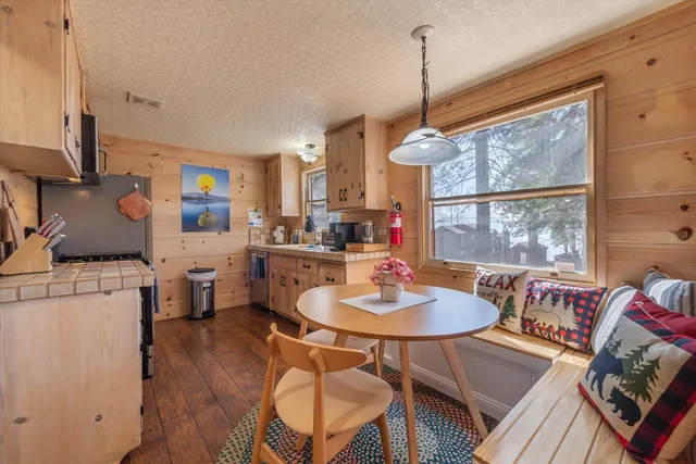 $1,168,000 | 5999 North Lake Boulevard, Carnelian Bay, CA 96140