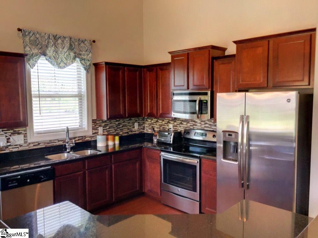 406 Meritage Street Greer, SC 29651 - Photo 13 of 23 Gallery Image 13