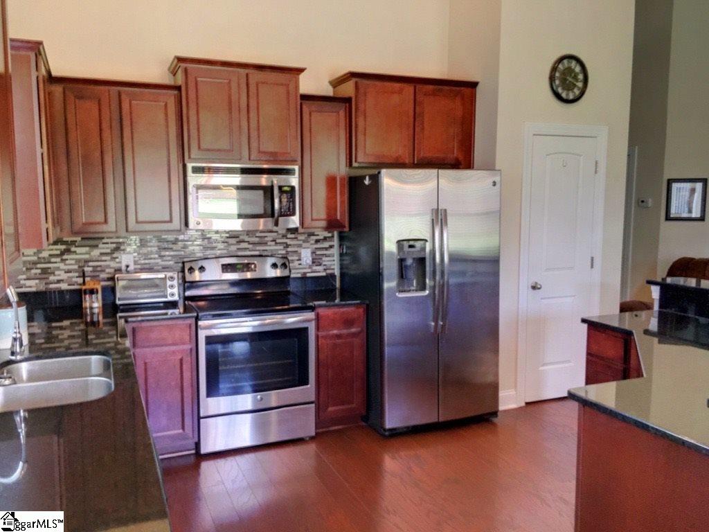 406 Meritage Street Greer, SC 29651 - Photo 14 of 23 Gallery Image 14