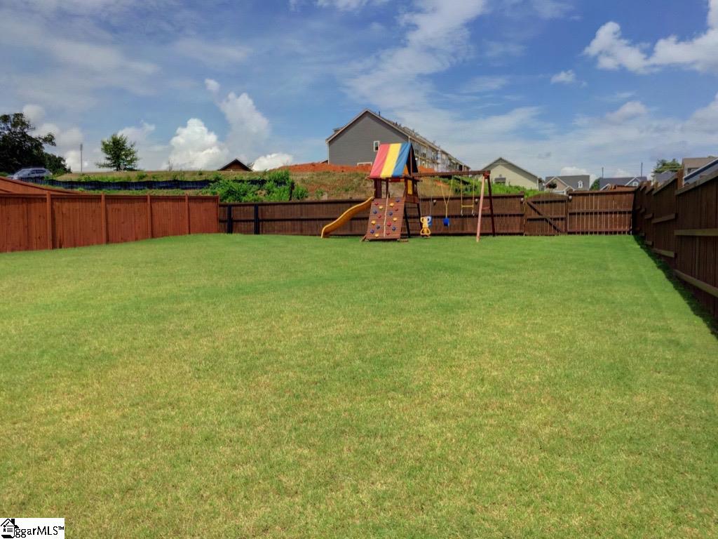 406 Meritage Street Greer, SC 29651 - Photo 4 of 23 Gallery Image 4