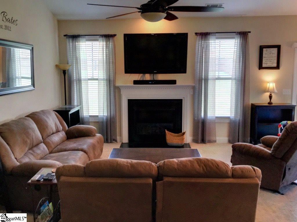406 Meritage Street Greer, SC 29651 - Photo 8 of 23 Gallery Image 8