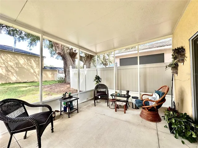 $300,000 | 12406 Northeast 50th View, Oxford, FL 34484