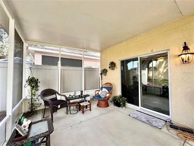 $300,000 | 12406 Northeast 50th View, Oxford, FL 34484