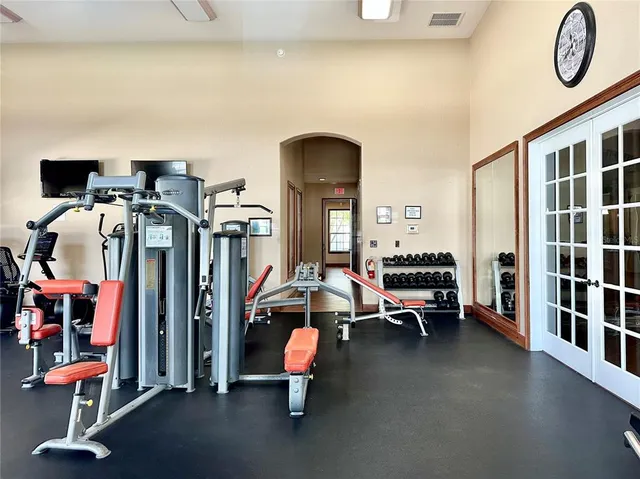 $300,000 | 12406 Northeast 50th View, Oxford, FL 34484