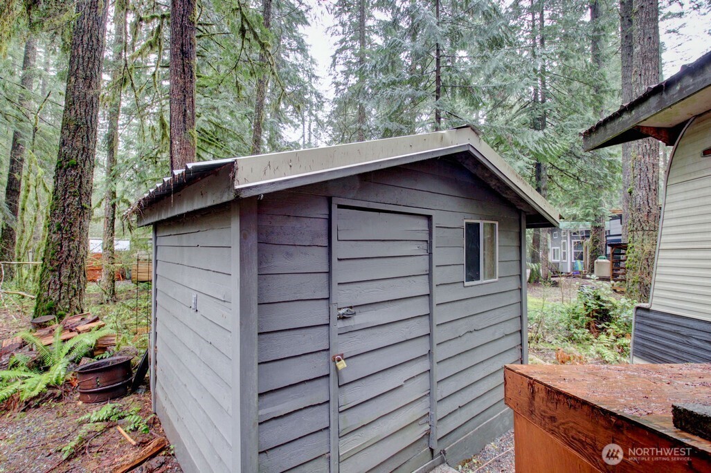 78 Goldrush Road Deming, WA 98244 - Photo 22 of 39