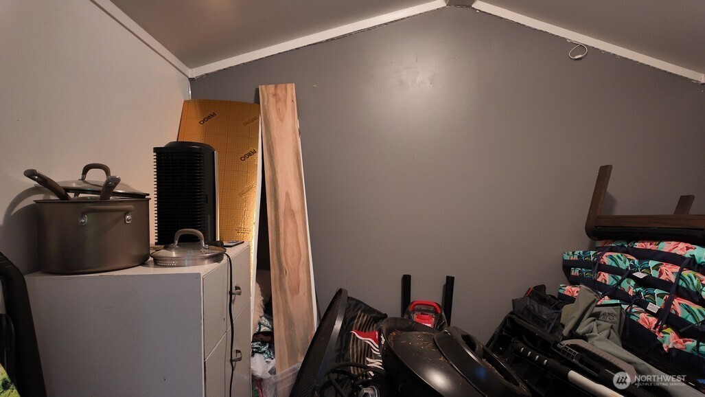 78 Goldrush Road Deming, WA 98244 - Photo 23 of 39