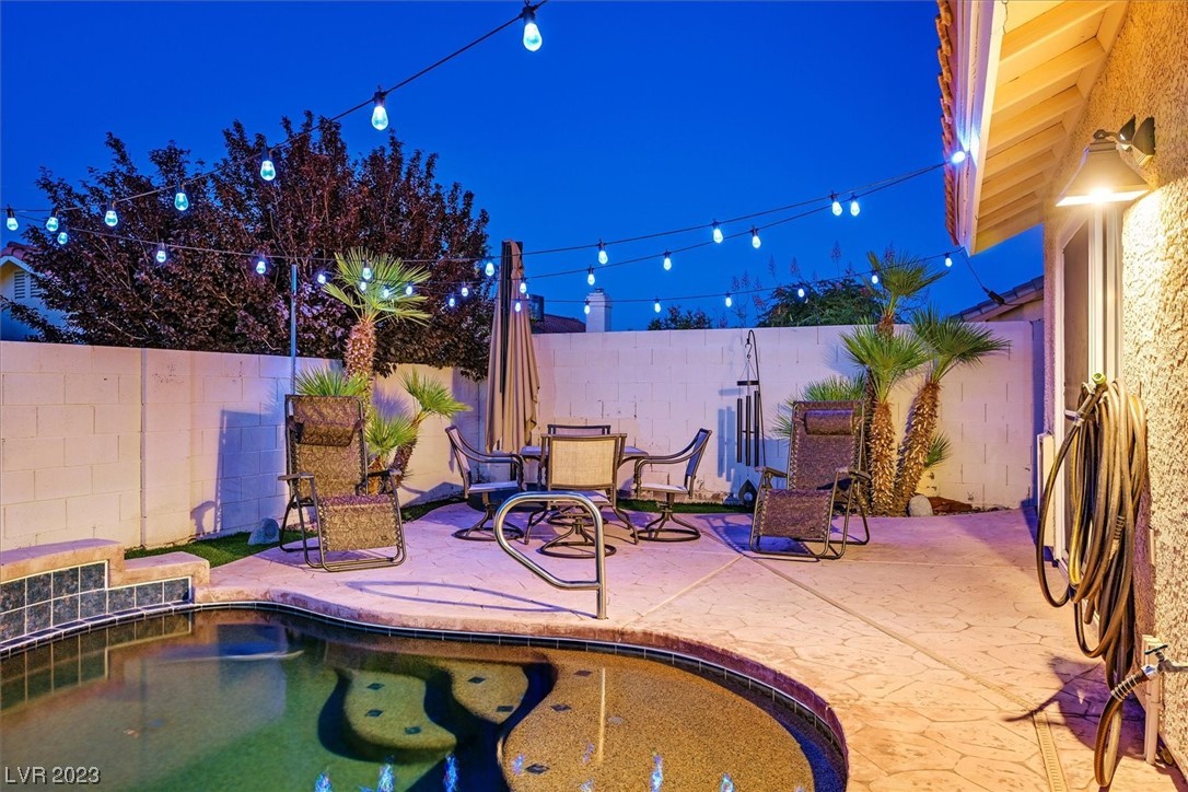846 Coastal Beach Road Henderson, NV 89002 - Photo 4 of 30 Gallery Image 4