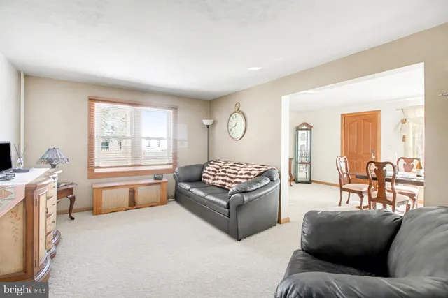 $124,900 | 169 Weston Place, Shenandoah, PA 17976