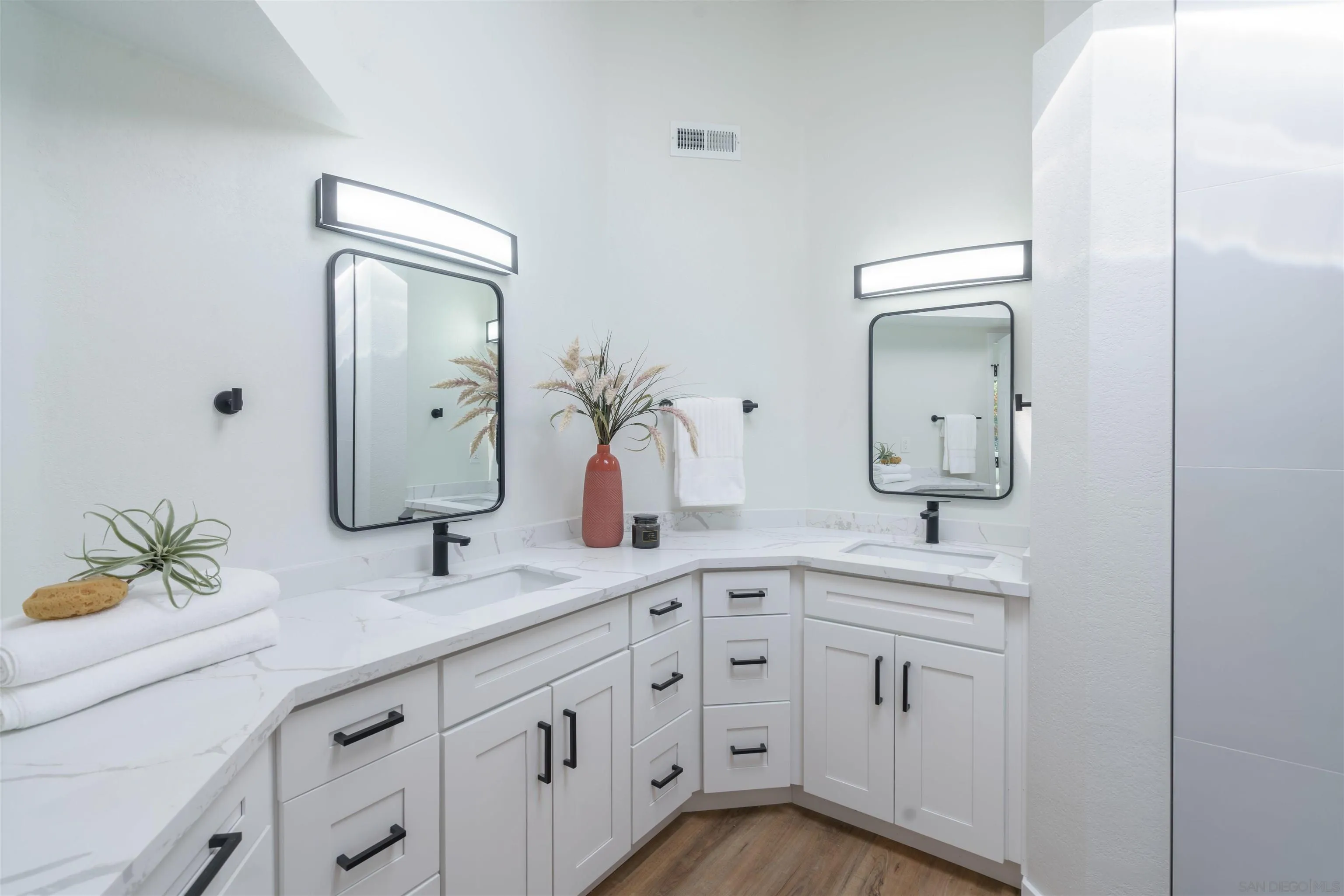 14695 Carmel Ridge Road San Diego, CA 92128 - Photo 12 of 17