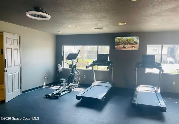 $2,100 | 2794 Rhonda Lane, Melbourne, FL 32935