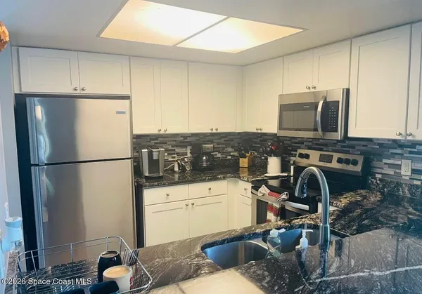 $2,100 | 2794 Rhonda Lane, Melbourne, FL 32935